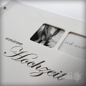 Weiße Stoffservietten Fotoalbum für Ihre Hochzeit